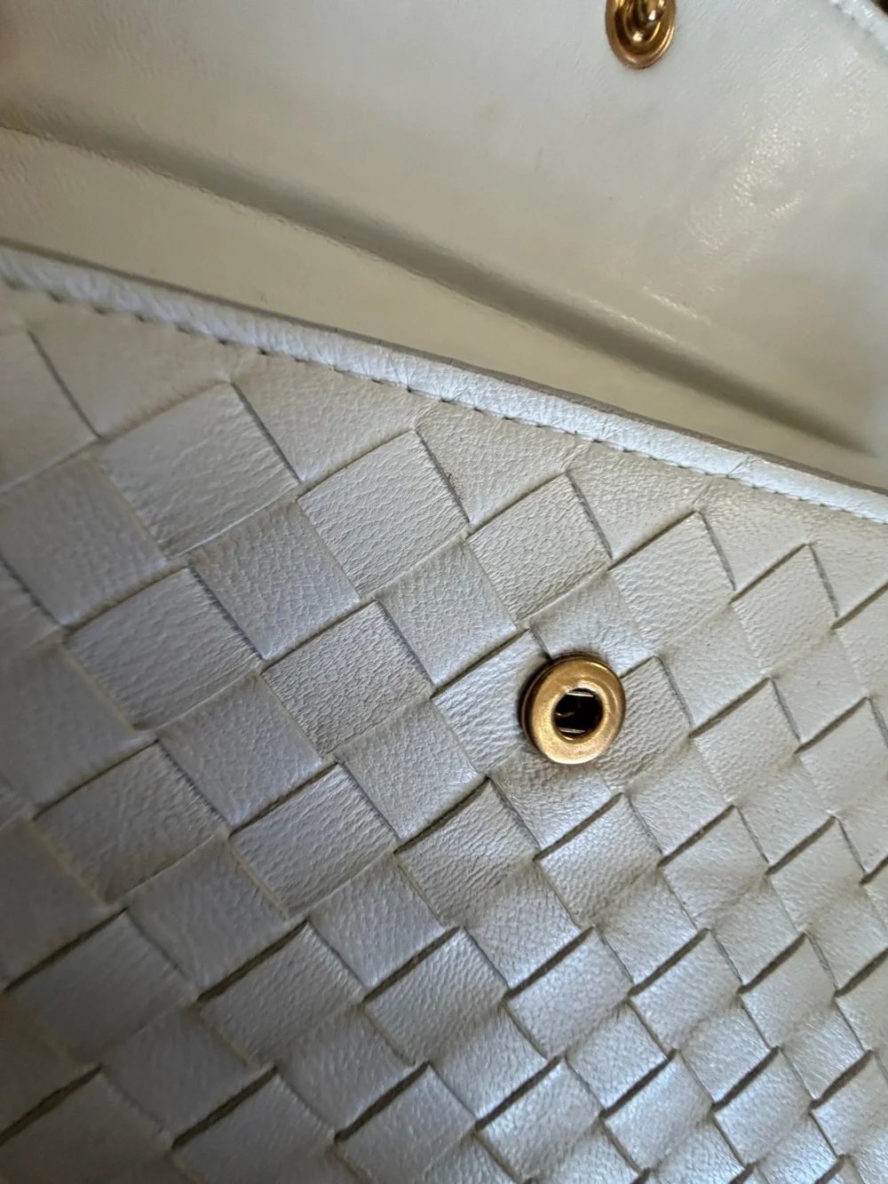 Bottega Veneta Cream Intrecciato Leather Fold-Over Wallet